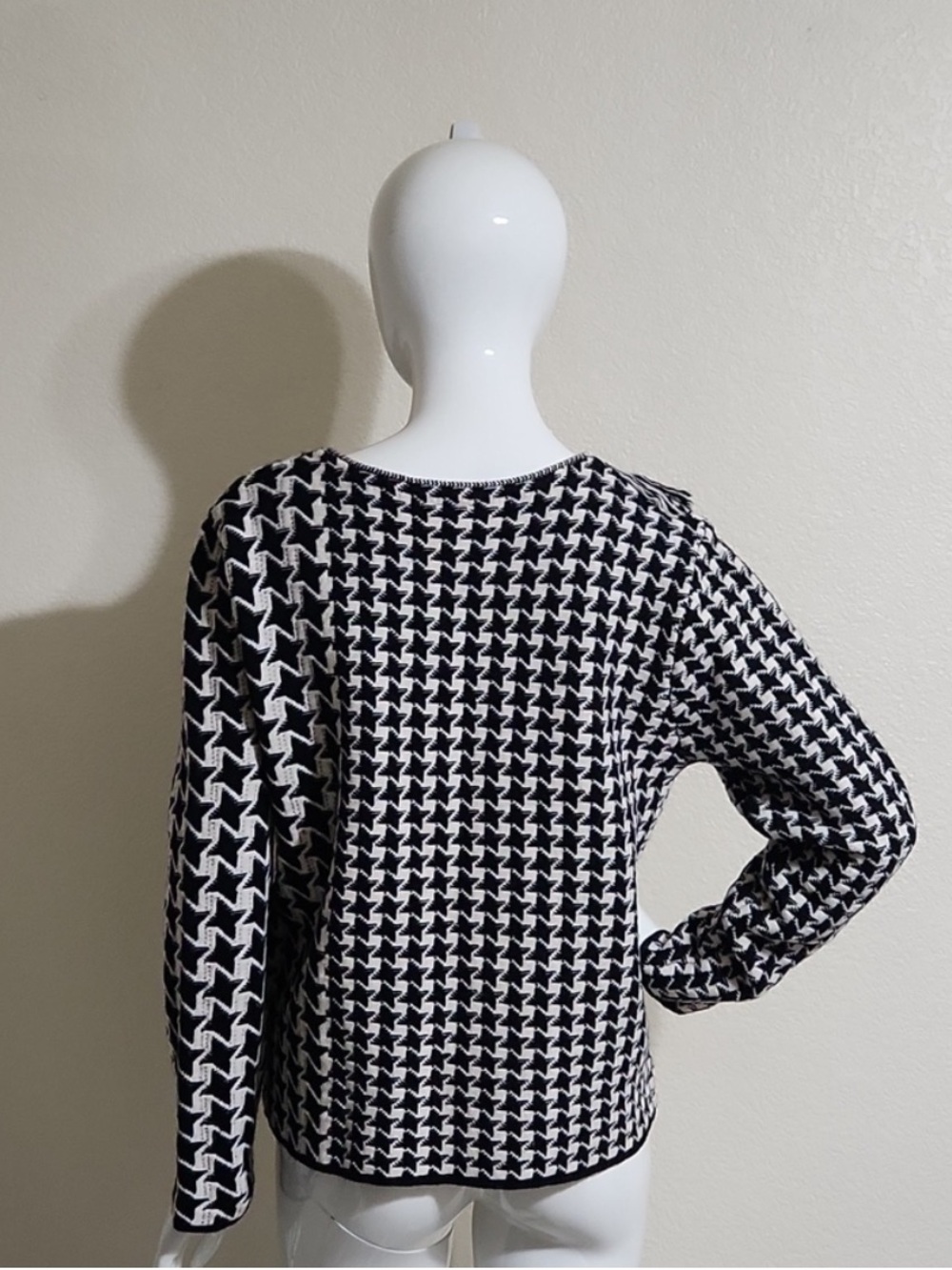 Farm Rio Wool Sweater - Picture 3 of 5